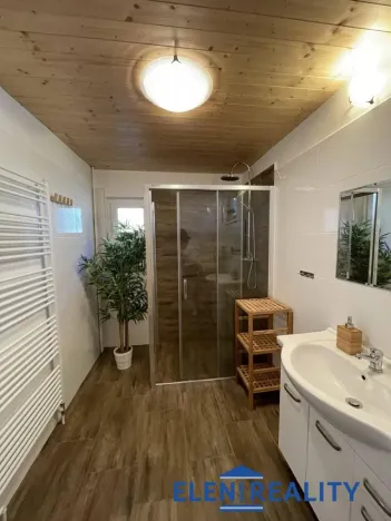 Prodej ubytování, Lipová-lázně - Horní Lipová, 320 m2