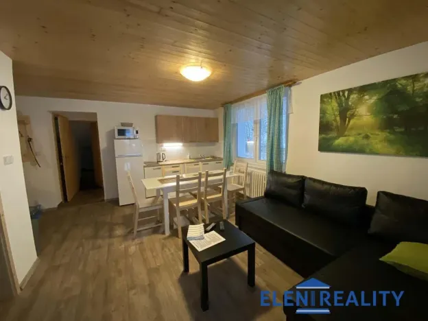Prodej ubytování, Lipová-lázně - Horní Lipová, 320 m2