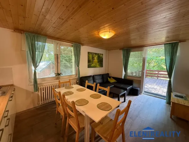 Prodej ubytování, Lipová-lázně - Horní Lipová, 320 m2