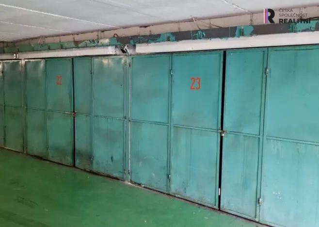 Pronájem garáže, Praha - Troja, Písečná, 18 m2