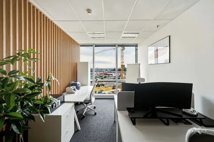 Pronájem kanceláře, Praha - Nusle, Na strži, 208 m2