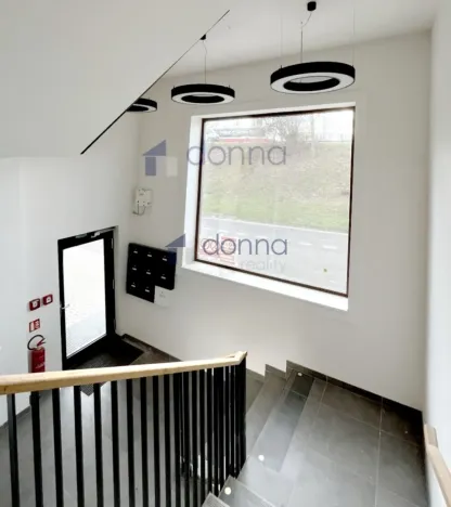 Pronájem bytu 1+kk, Praha, Na Viktorce, 39 m2