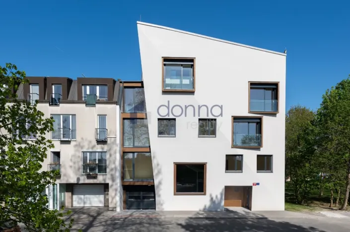 Pronájem bytu 1+kk, Praha, Na Viktorce, 39 m2