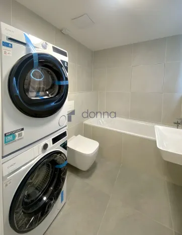 Pronájem bytu 1+kk, Praha, Na Viktorce, 39 m2