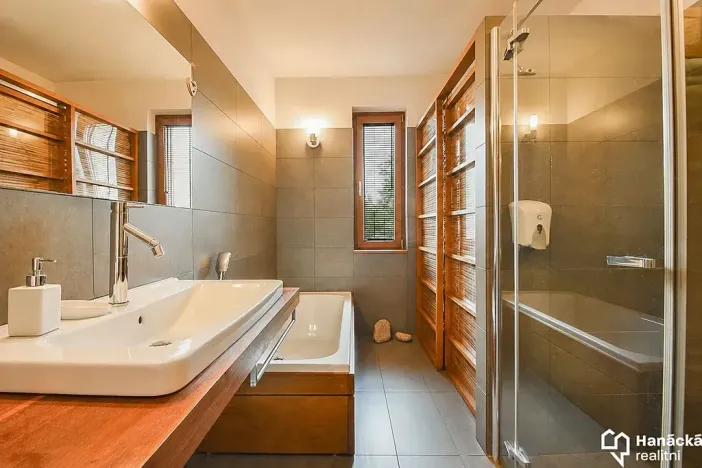Prodej rodinného domu, Kladky, 345 m2