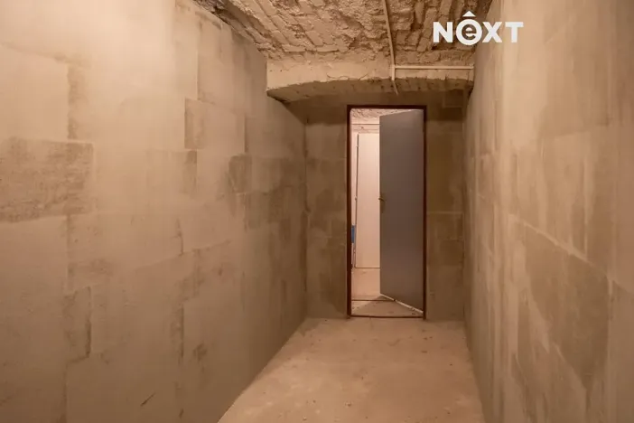 Prodej - jiné, Praha - Žižkov, Husitská, 6 m2