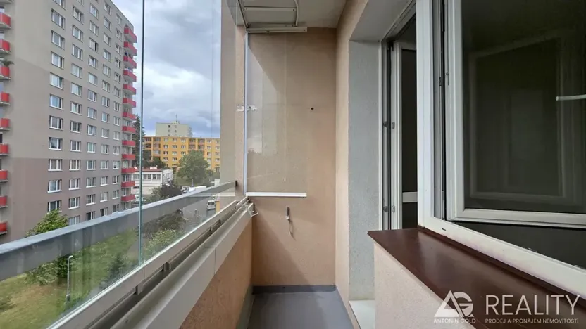 Pronájem bytu 2+1, Praha - Malešice, Chotutická, 54 m2