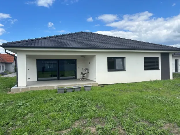 Prodej rodinného domu, Hevlín, 135 m2