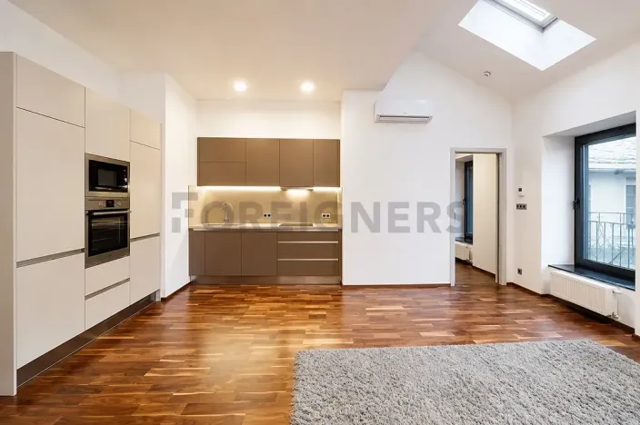 Pronájem bytu 2+kk, Brno, Jakubská, 69 m2