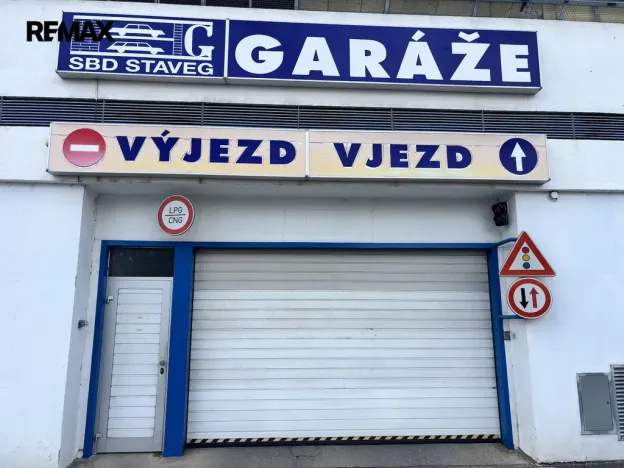 Prodej garáže, Praha - Chodov, Holušická, 18 m2