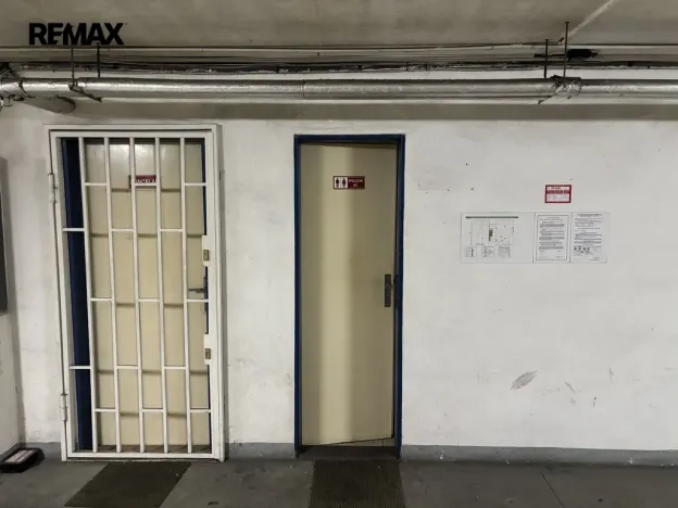 Prodej garáže, Praha - Chodov, Holušická, 18 m2