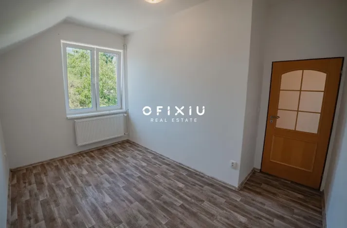 Prodej činžovního domu, Hrušovany nad Jevišovkou, náměstí Míru, 276 m2