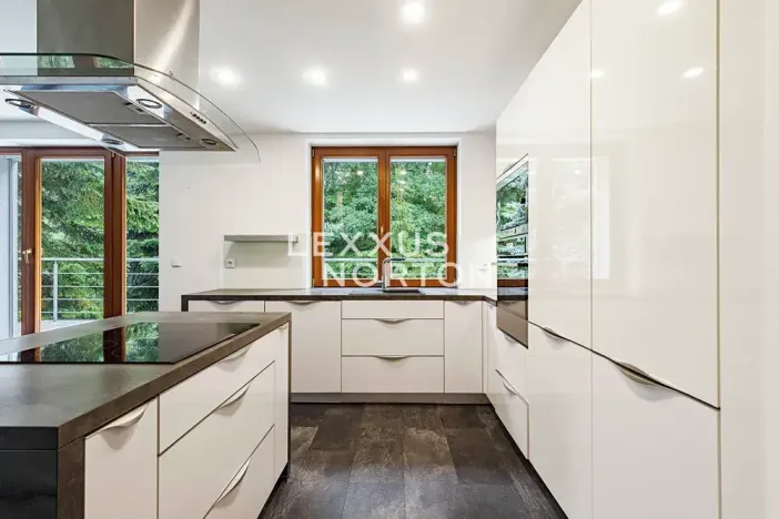Pronájem rodinného domu, Praha - Kunratice, Poběžovická, 354 m2