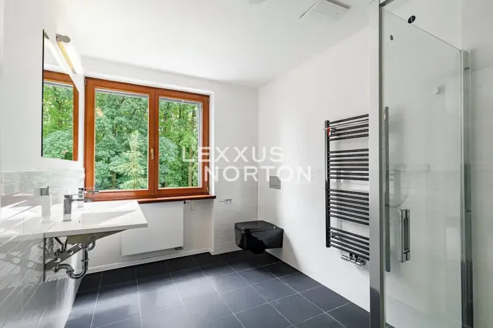 Pronájem rodinného domu, Praha - Kunratice, Poběžovická, 354 m2