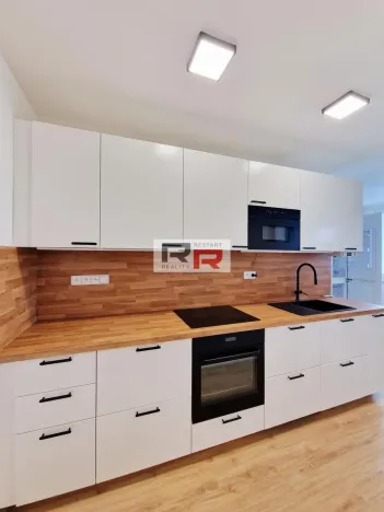 Pronájem bytu 2+1, Olomouc - Holice, U cukrovaru, 52 m2