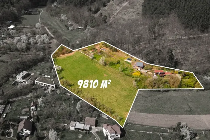 Prodej pozemku pro bydlení, Sentice, 9810 m2