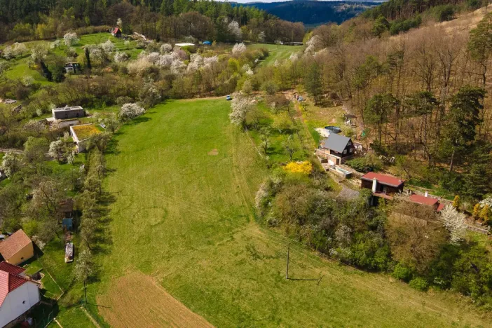 Prodej pozemku pro bydlení, Sentice, 9810 m2