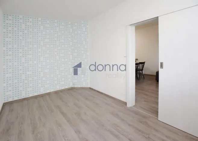 Pronájem bytu 2+kk, Praha, Makedonská, 49 m2