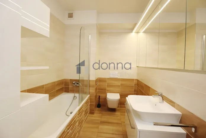 Pronájem bytu 2+kk, Praha, Makedonská, 49 m2