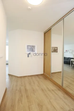 Pronájem bytu 2+kk, Praha, Makedonská, 49 m2
