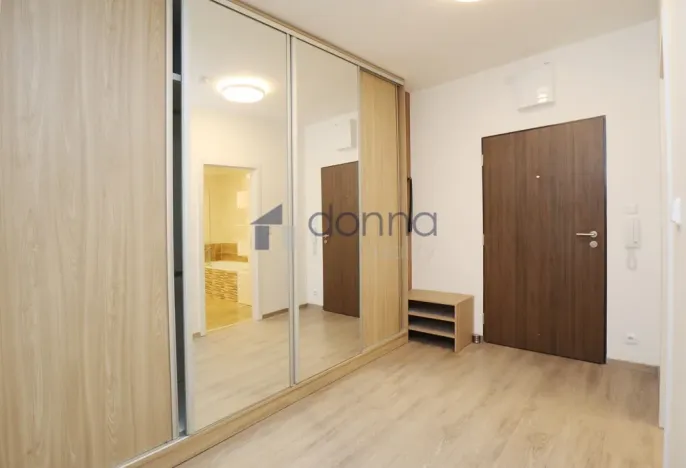 Pronájem bytu 2+kk, Praha, Makedonská, 49 m2