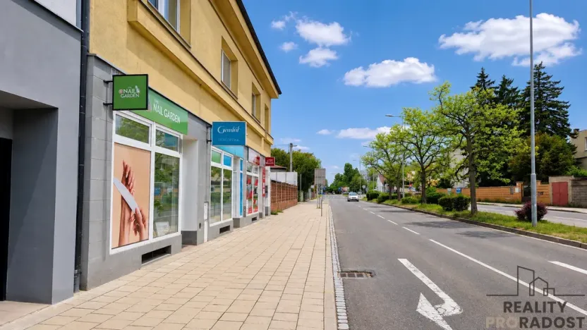Pronájem obchodního prostoru, Hodonín, Dvořákova, 77 m2