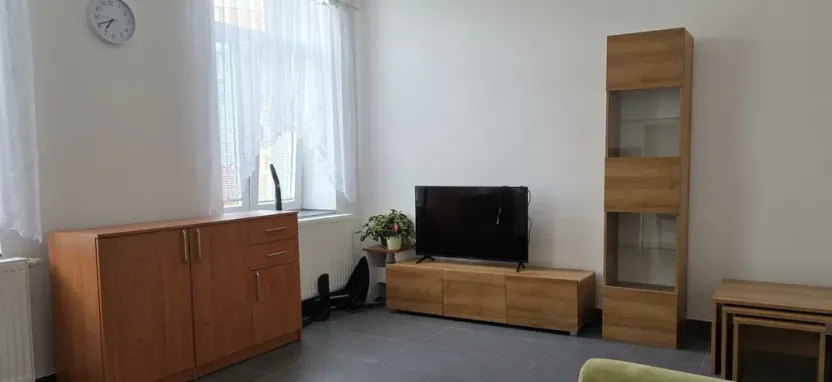 Pronájem bytu 1+kk, Šternberk, náměstí Svobody, 33 m2