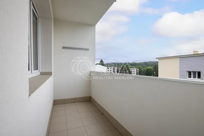 Prodej bytu 3+1, Kamenice, Sídliště I, 72 m2