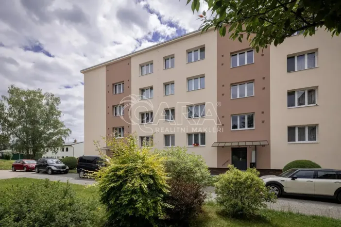 Prodej bytu 3+1, Kamenice, Sídliště I, 72 m2