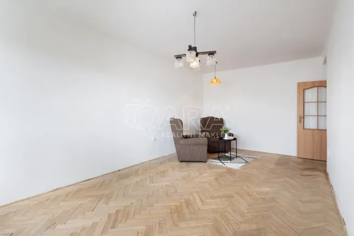 Prodej bytu 3+1, Kamenice, Sídliště I, 72 m2