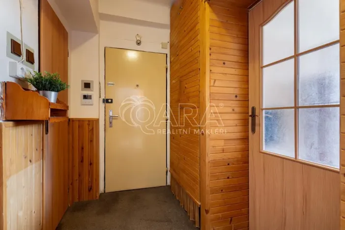 Prodej bytu 3+1, Kamenice, Sídliště I, 72 m2