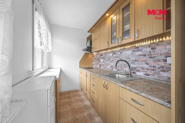 Prodej bytu 1+kk, Hradec Králové - Slezské Předměstí, Gagarinova, 31 m2