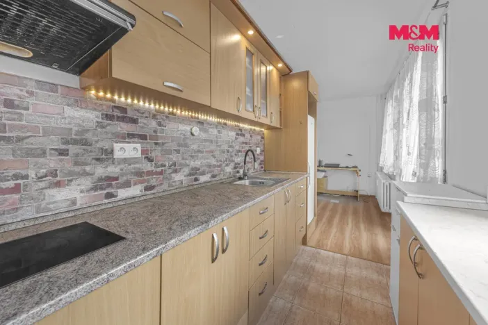 Prodej bytu 1+kk, Hradec Králové - Slezské Předměstí, Gagarinova, 31 m2