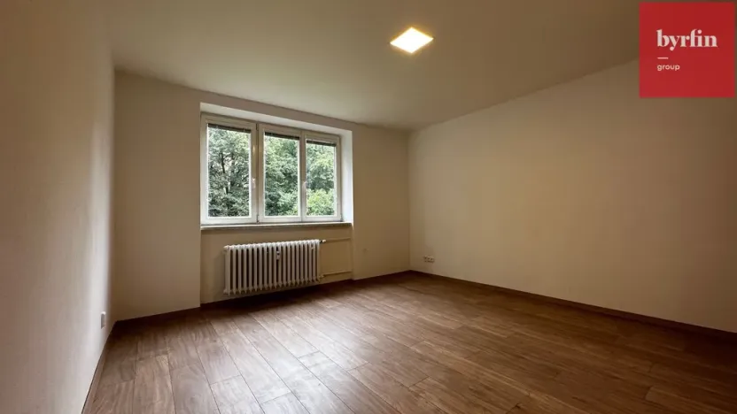 Pronájem bytu 2+1, Opava, Krnovská, 65 m2