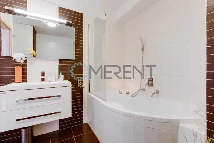 Pronájem bytu 3+kk, Praha - Letňany, Místecká, 68 m2