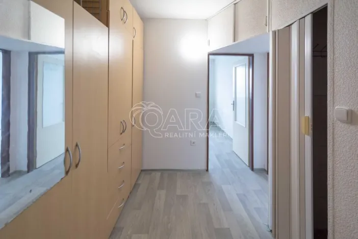 Pronájem bytu 2+kk, Neratovice, Dr. E. Beneše, 48 m2