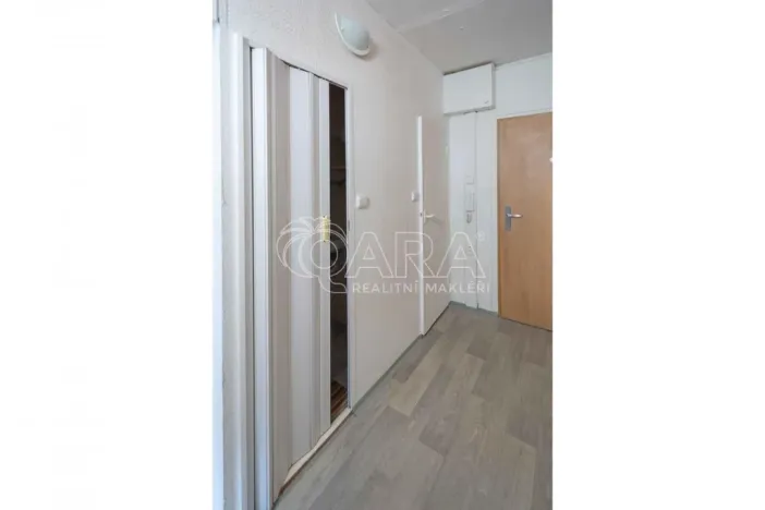 Pronájem bytu 2+kk, Neratovice, Dr. E. Beneše, 48 m2