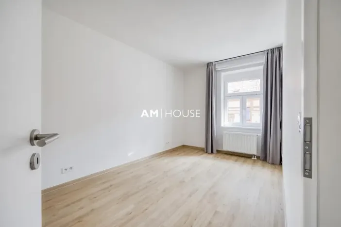 Prodej bytu 2+kk, Praha - Libeň, V zahradách, 48 m2