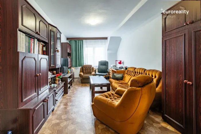 Prodej činžovního domu, Kraslice, Dukelská, 267 m2