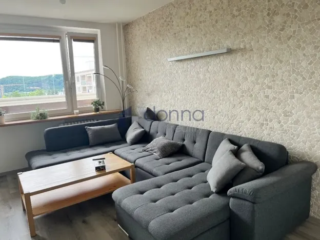 Pronájem bytu 3+1, Praha, Pod lysinami, 75 m2