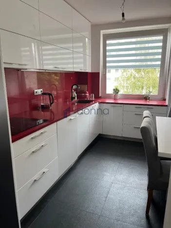 Pronájem bytu 3+1, Praha, Pod lysinami, 75 m2