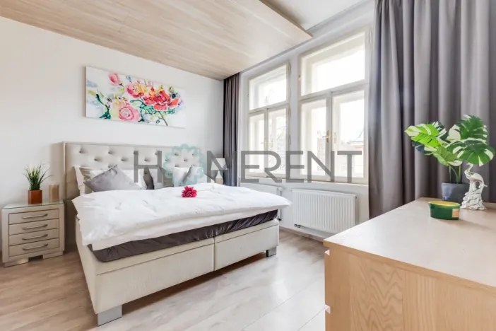 Pronájem bytu 2+kk, Praha - Nusle, Nezamyslova, 55 m2