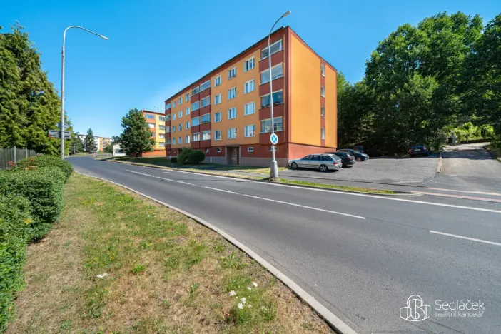 Prodej bytu 3+1, Sokolov, Závodu míru, 84 m2