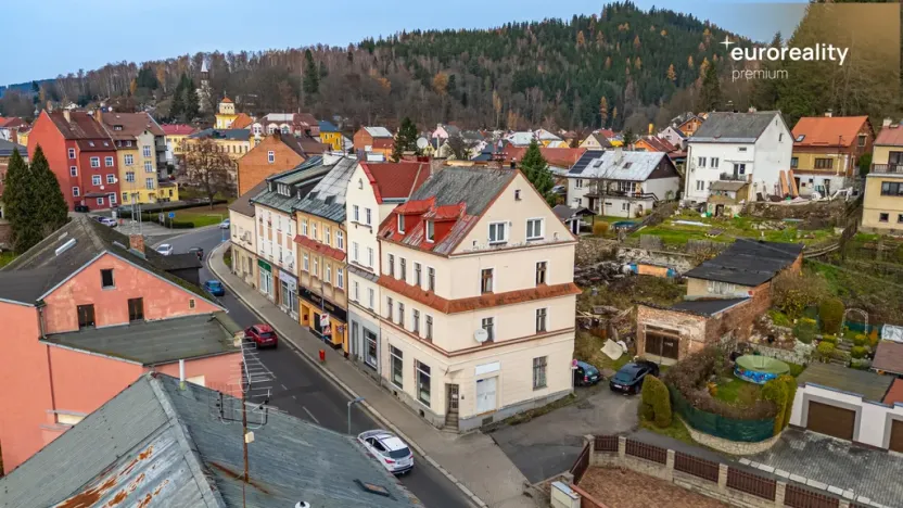 Prodej rodinného domu, Kraslice, Dukelská, 267 m2