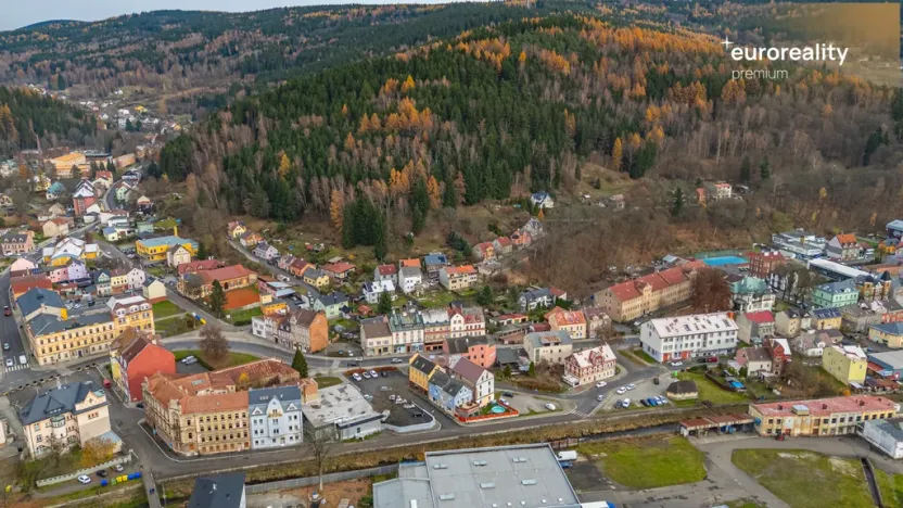 Prodej rodinného domu, Kraslice, Dukelská, 267 m2
