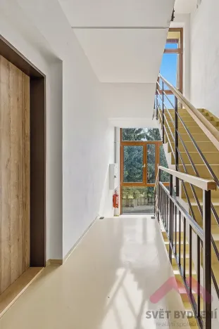 Pronájem bytu 1+kk, Praha - Hloubětín, Pokorného, 33 m2