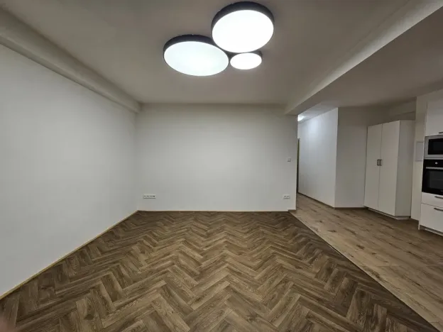 Pronájem bytu 2+1, Kladno, Vítězná, 56 m2