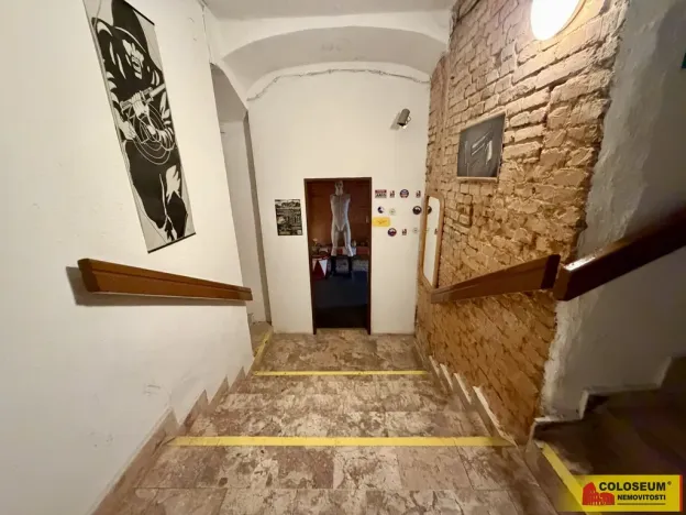 Pronájem komerční nemovitosti, Znojmo, 150 m2