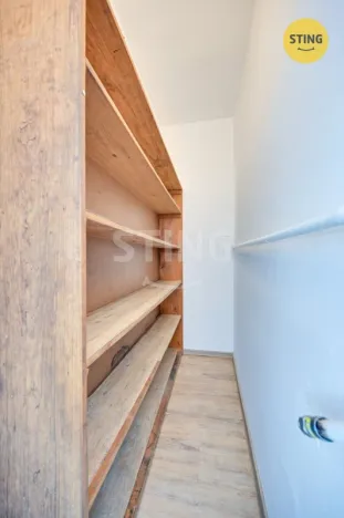 Prodej bytu 3+1, Olomouc - Chválkovice, Chválkovická, 74 m2