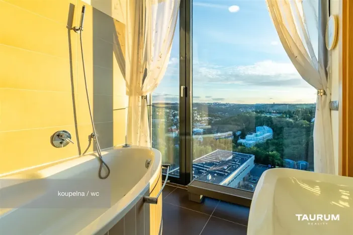 Prodej bytu 4+kk, Praha - Nusle, K sídlišti, 134 m2